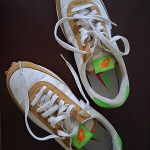 Nike Women's Daybreak 'Wheat'